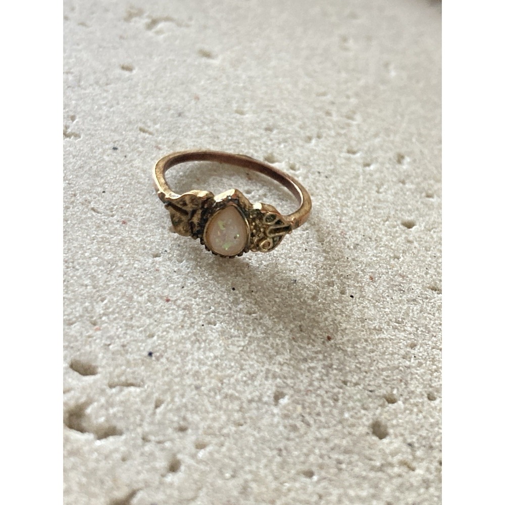 Gold Tone Faux Opal Rhinestone Cluster Ring White Navette Victorian Revival